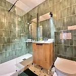 Le D'eau - Raffine - - Balcon Apartment *