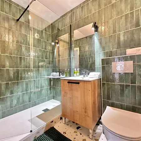 Le D'eau - Raffine - - Balcon Apartman *