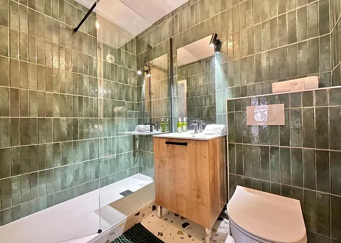 Le D'eau - Raffine - - Balcon Apartment *