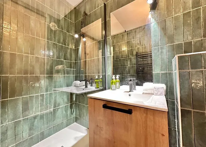 Le D'eau - Raffine - - Balcon Apartment *